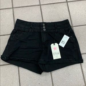 NWT Juniors Size 13 Vanilla Star High Rise Shorts